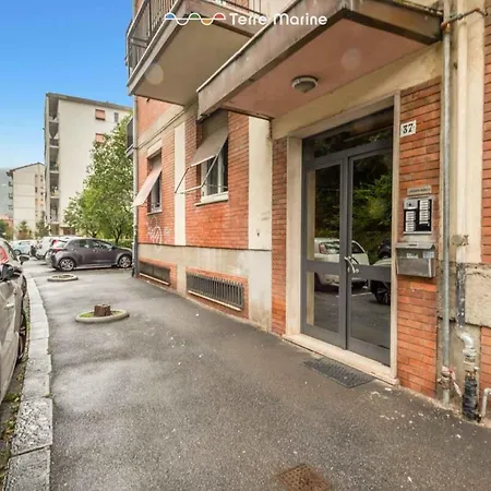 Globetrotter, Terremarine Apartment