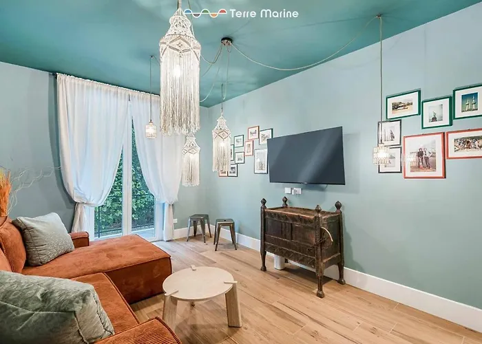 Globetrotter, Terremarine Apartment